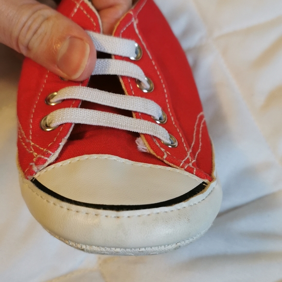 Airwalk Red shoes (4W- baby) - Picture 12 of 16